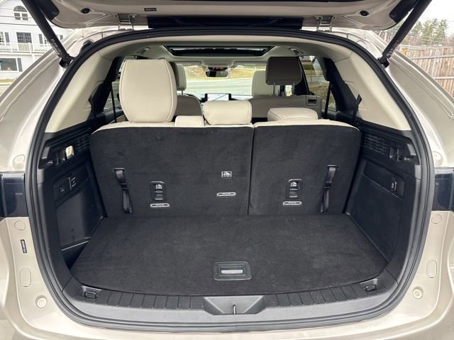 Certified 2024 MAZDA CX-90 Plug-In Hybrid w/ Premium Pkg image 13