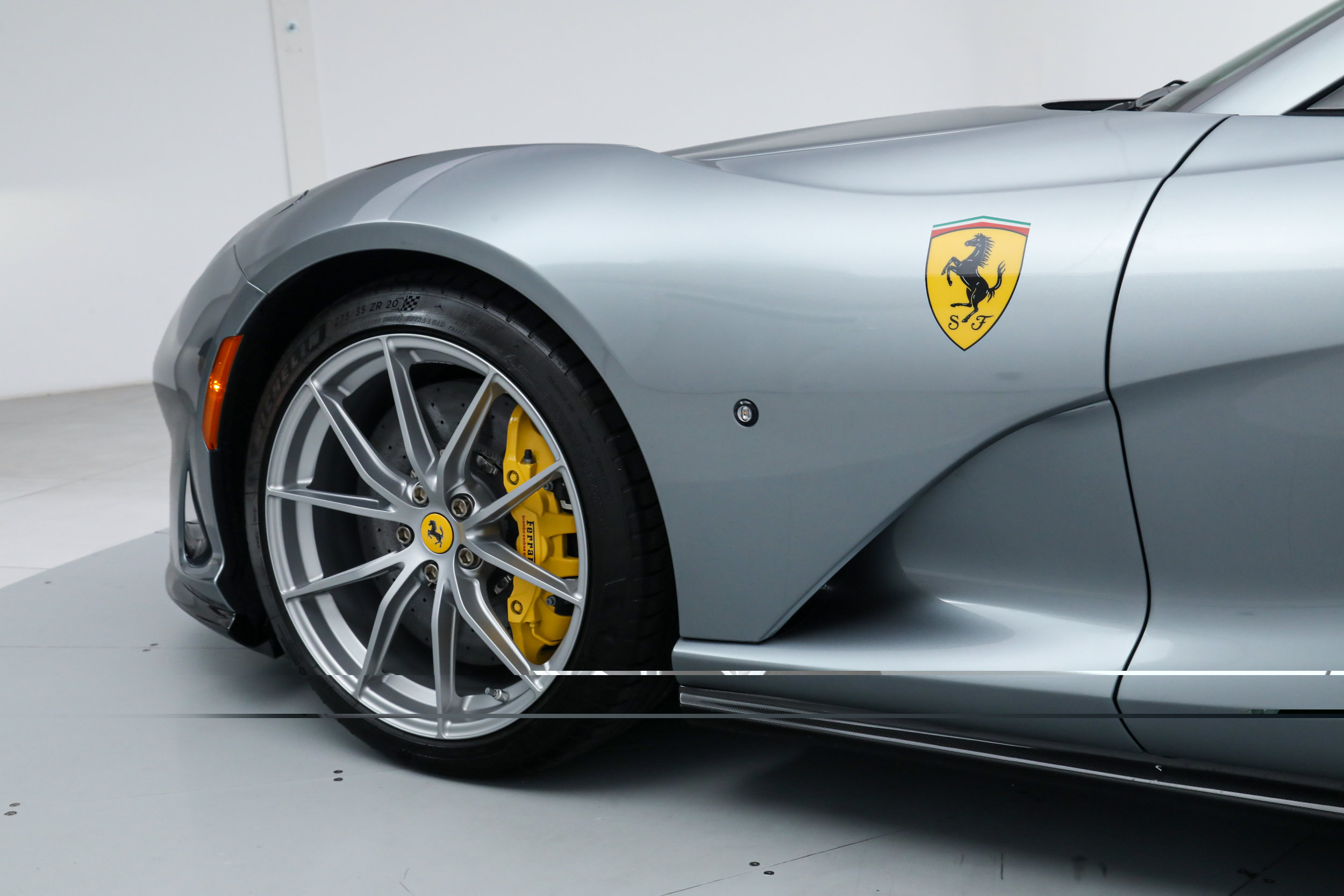 Certified 2023 Ferrari 812 GTS RWD image 17