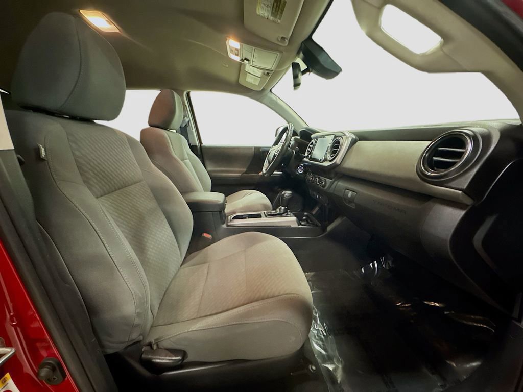 Used 2020 Toyota Tacoma SR5 image 5