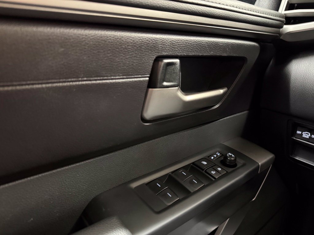 Used 2025 Toyota Sequoia SR5 AWD/4WD image 12