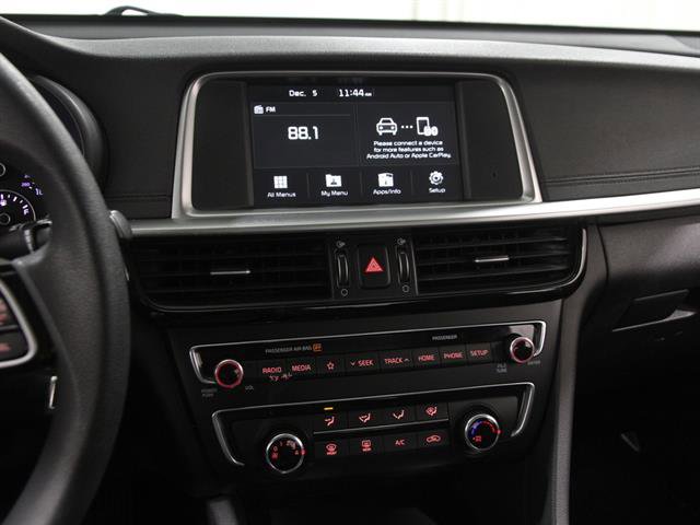 Used 2019 Kia Optima LX image 9