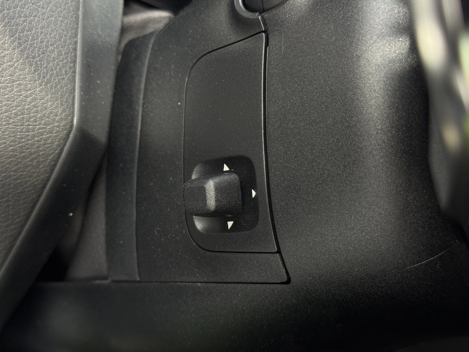 Used 2024 Mercedes-Benz GLC 43 AMG 4MATIC image 20