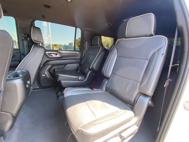Used 2022 Chevrolet Suburban Premier AWD/4WD image 24