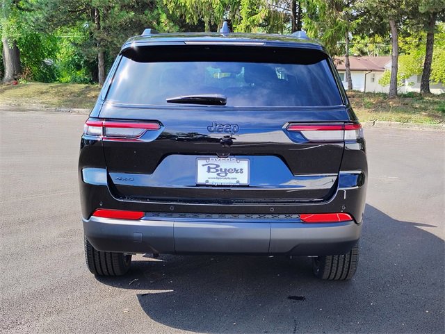 New 2025 Jeep Grand Cherokee L Altitude image 35