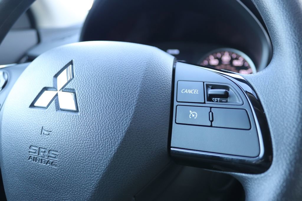 Used 2025 Mitsubishi Eclipse Cross LE image 27