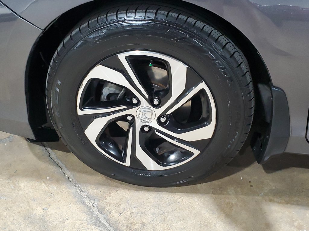 Used 2017 Honda Accord LX image 36