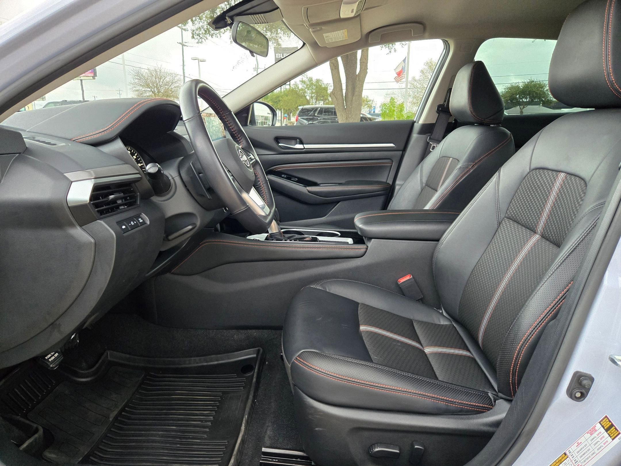 Used 2023 Nissan Altima 2.5 SR image 9