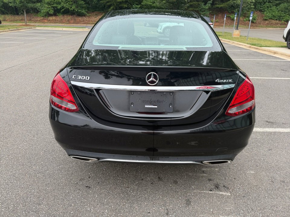 Used 2018 Mercedes-Benz C 300 4MATIC Sedan image 18