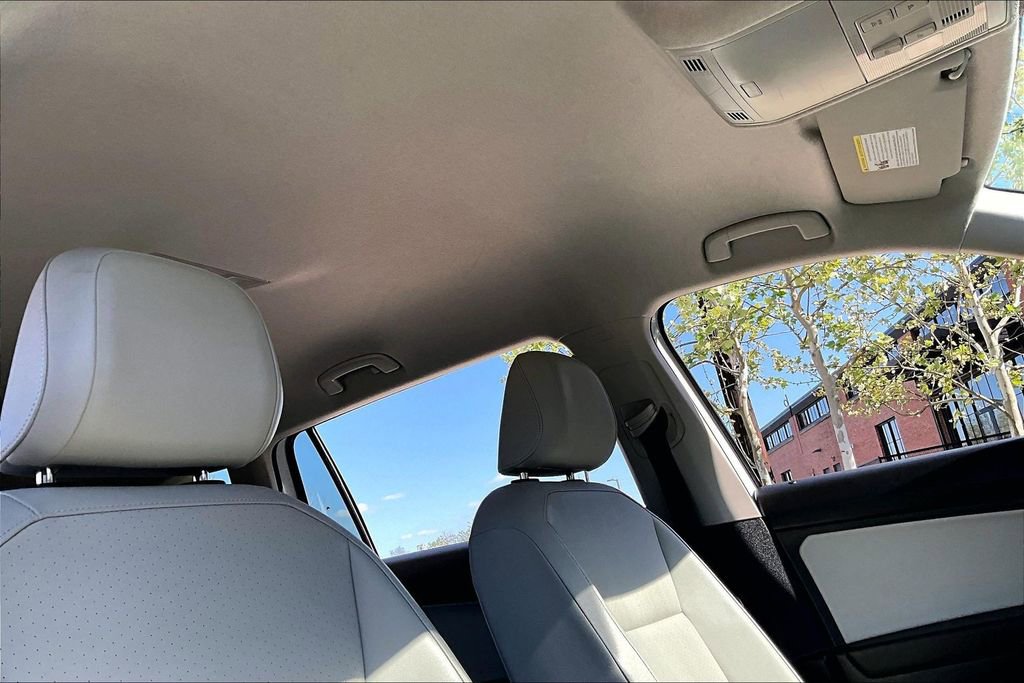 Used 2019 Volkswagen Tiguan SE image 22