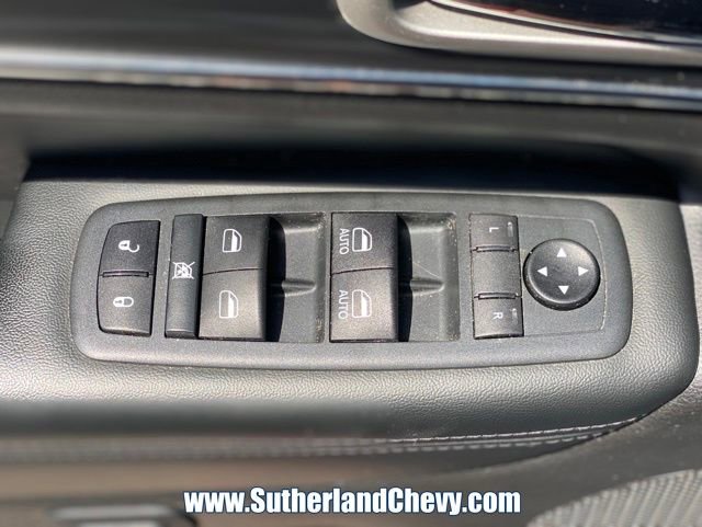 Used 2021 Jeep Grand Cherokee Limited AWD/4WD image 15