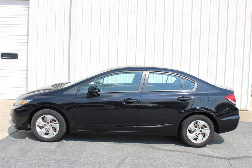 Used 2013 Honda Civic LX image 5