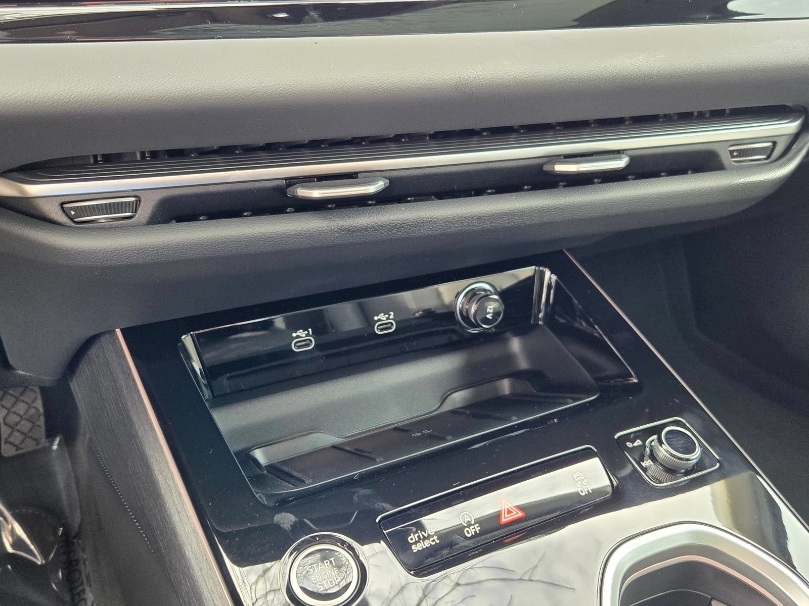 New 2026 Audi A6 Premium Plus AWD/4WD image 24