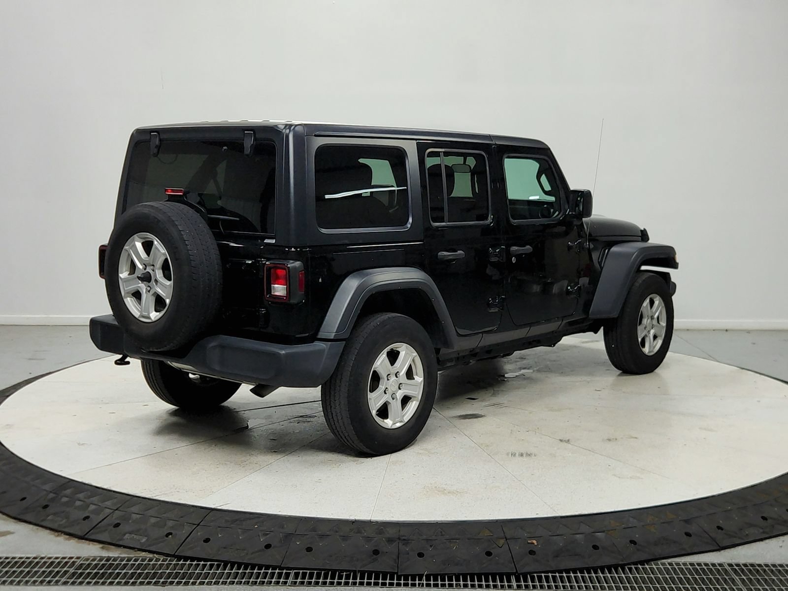 Used 2021 Jeep Wrangler Unlimited Sport AWD/4WD image 8