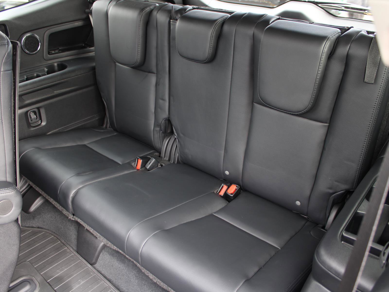 Used 2025 Subaru Ascent Bronze Edition image 16