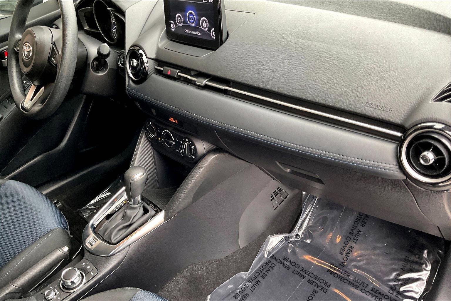 Used 2019 Toyota Yaris LE image 19
