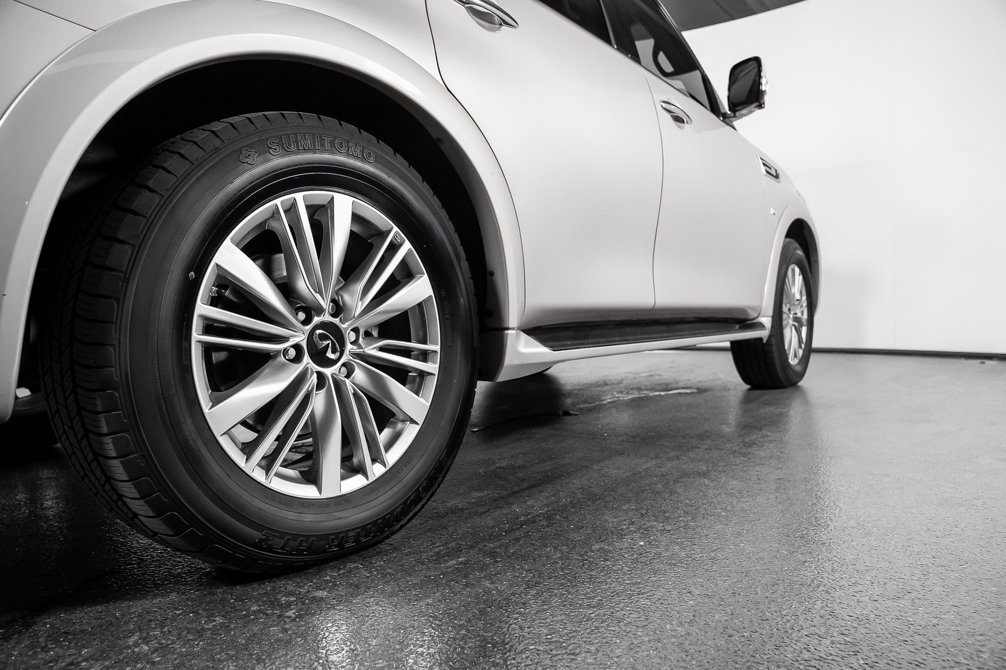 Used 2019 INFINITI QX80 Luxe w/ Proassist Package RWD image 31
