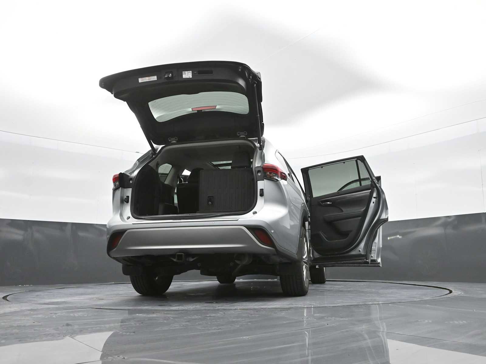 Used 2022 Toyota Highlander Platinum image 46