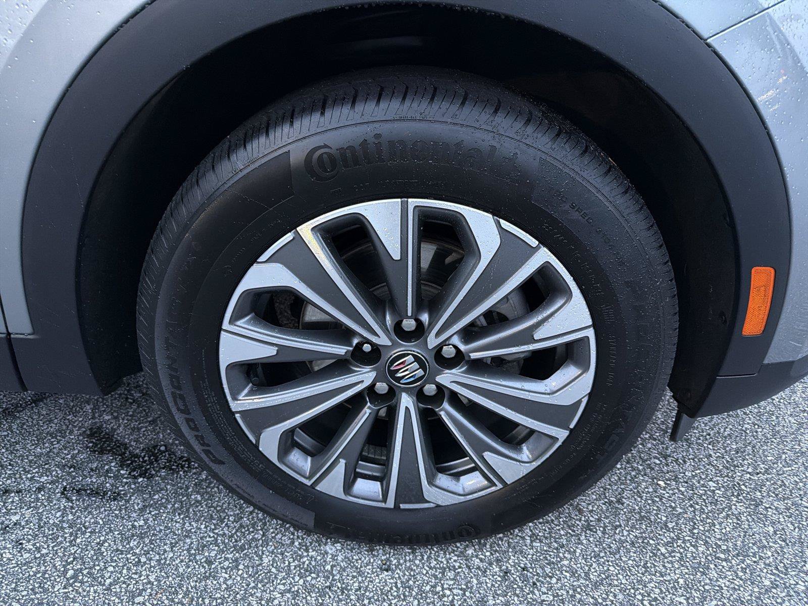 Used 2024 Buick Envision Preferred AWD/4WD image 11