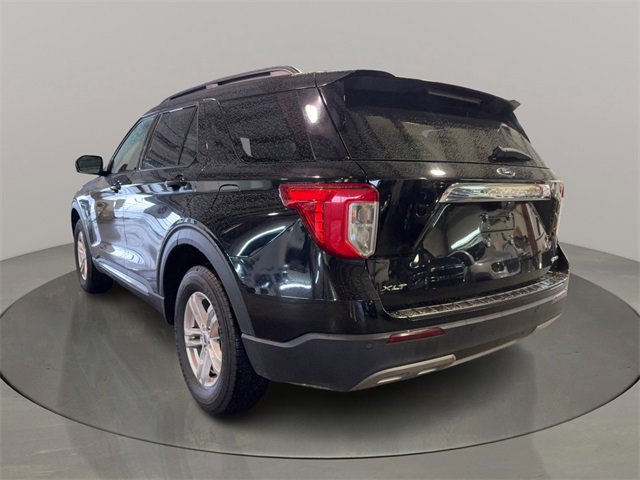 Used 2023 Ford Explorer XLT w/ Equipment Group 202A image 5