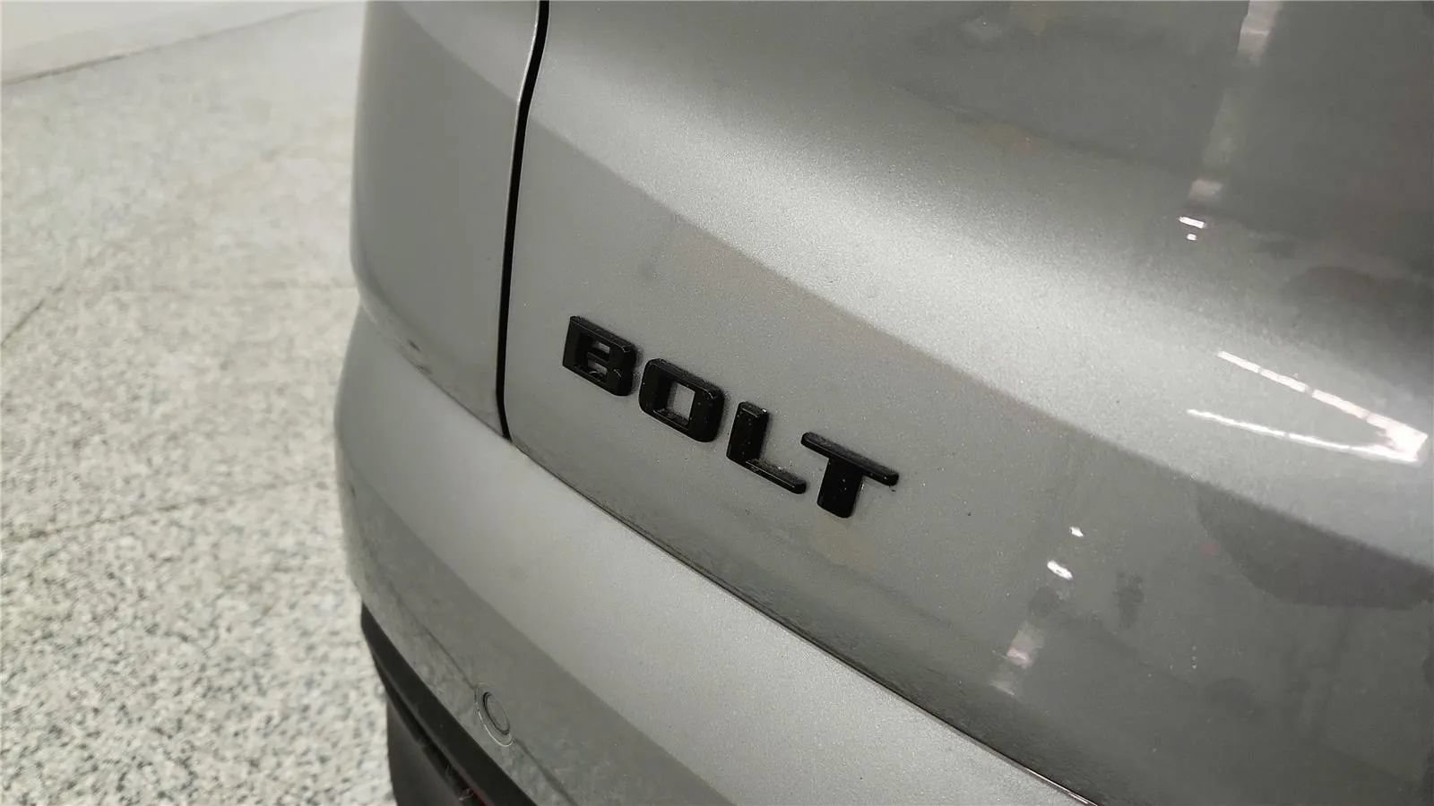 New 2027 Chevrolet Bolt RS w/ Technology Package FWD image 17
