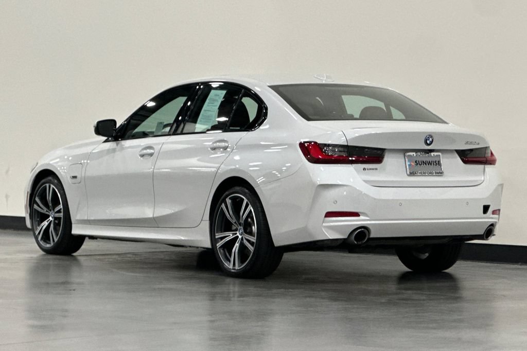 Used 2023 BMW 330e w/ Premium Package RWD image 6