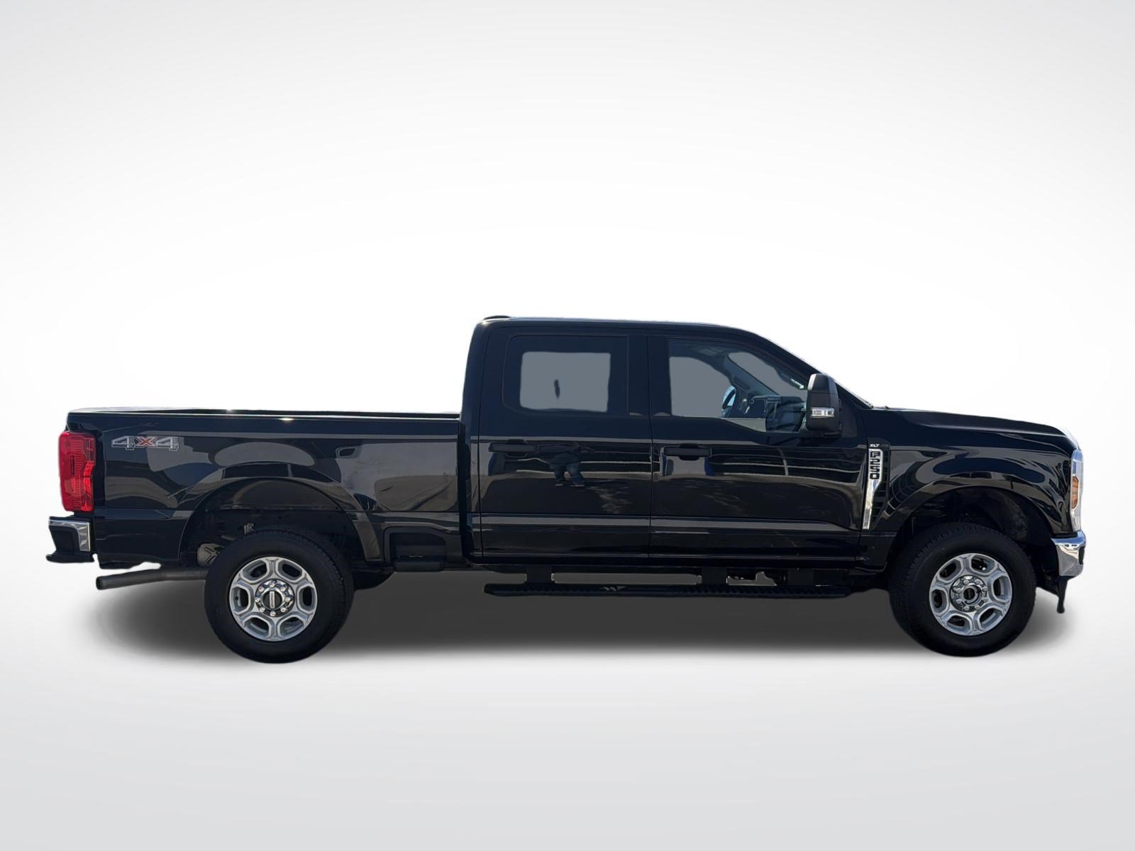 Certified 2025 Ford F250 XLT AWD/4WD image 19