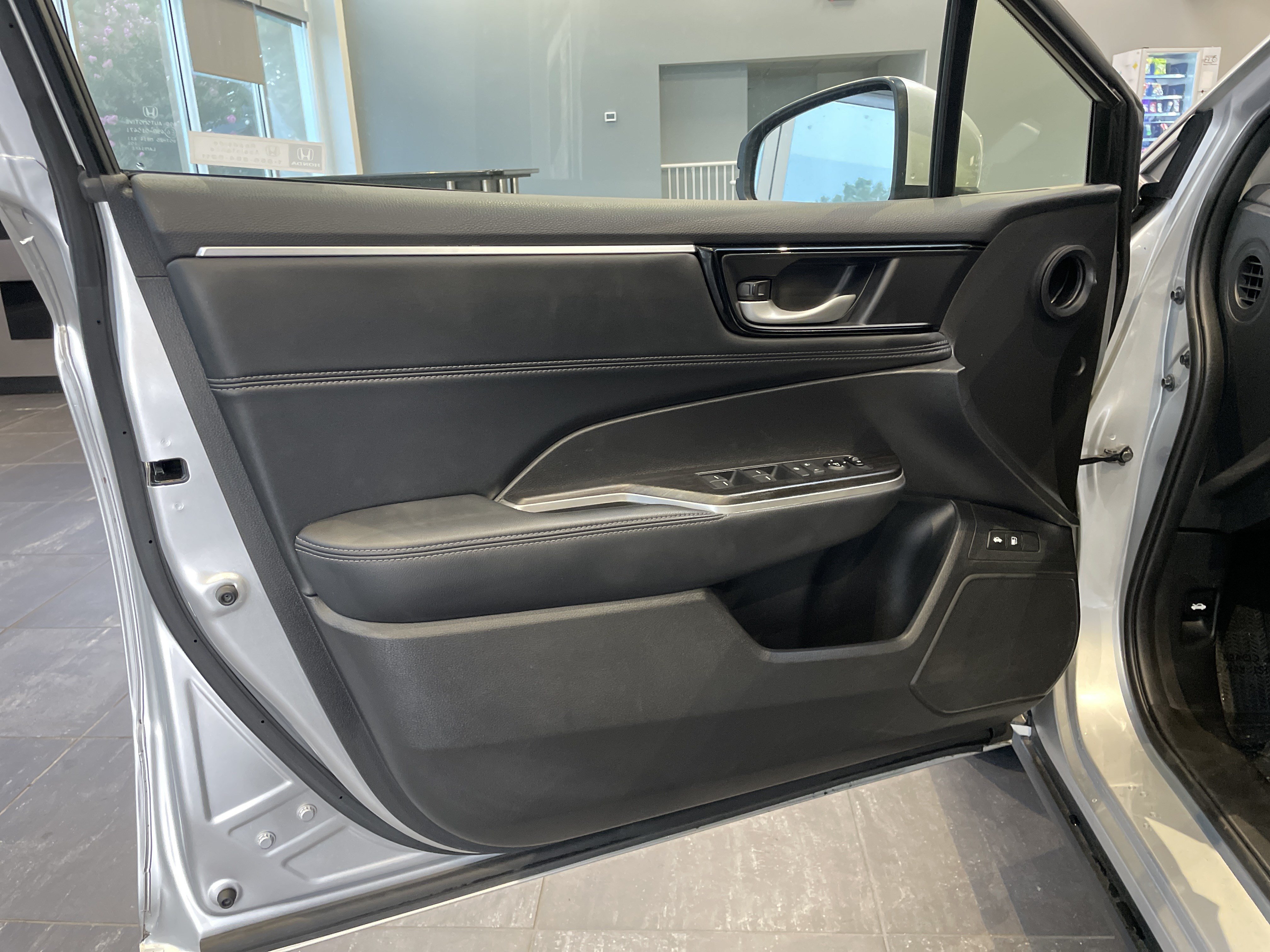 Used 2021 Honda Clarity Plug-In Hybrid image 14