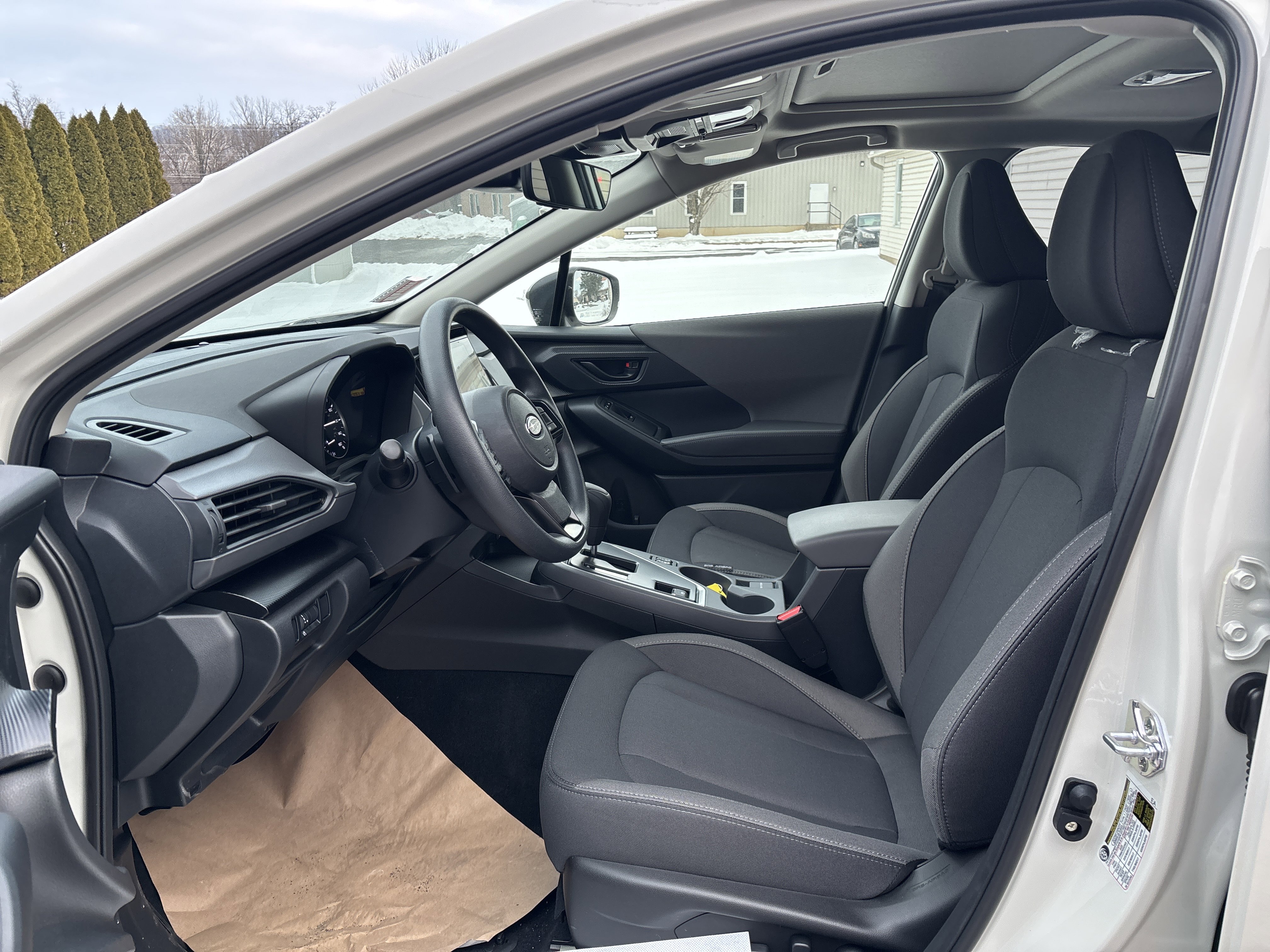 Used 2025 Subaru Crosstrek 2.0i Premium image 13