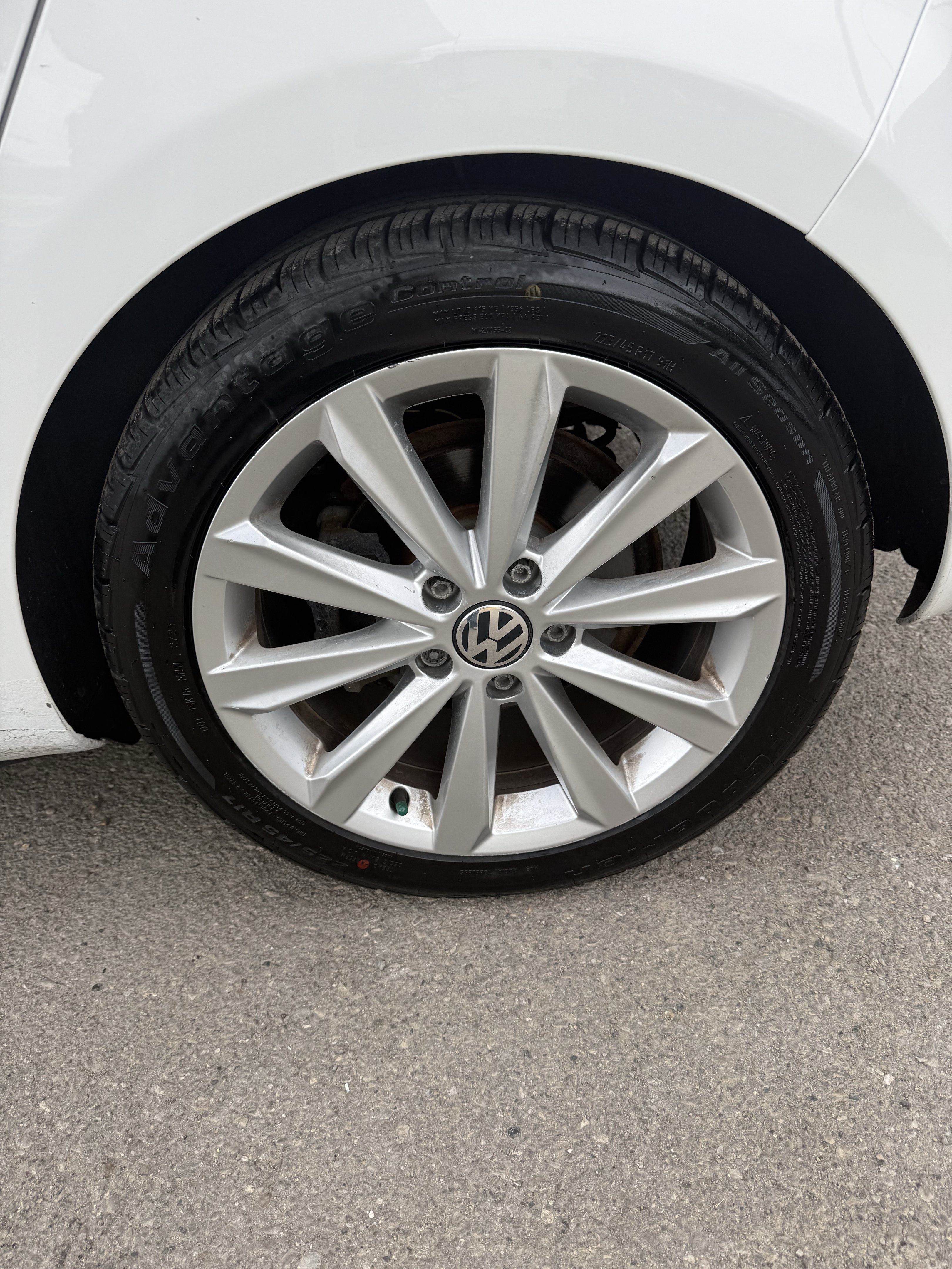 Used 2013 Volkswagen Golf TDI FWD image 9