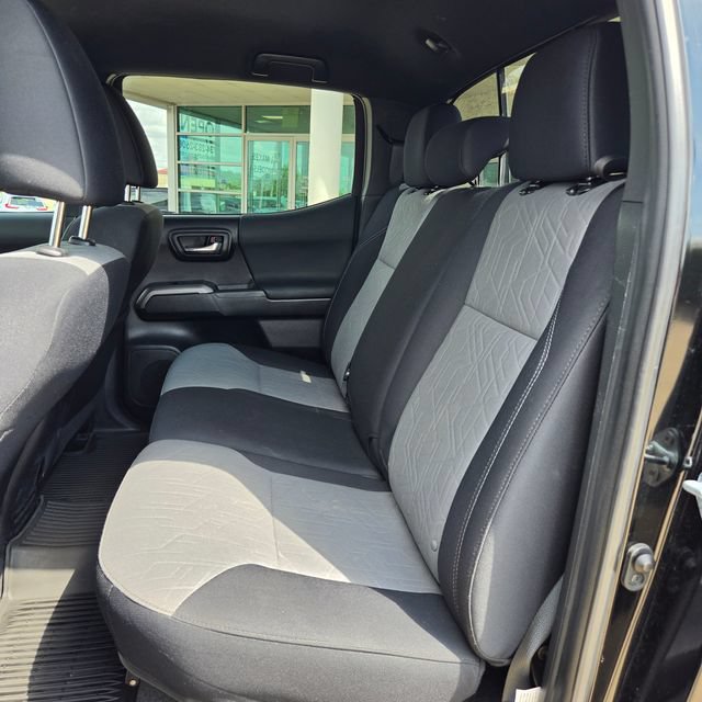 Used 2023 Toyota Tacoma TRD Sport AWD/4WD image 12