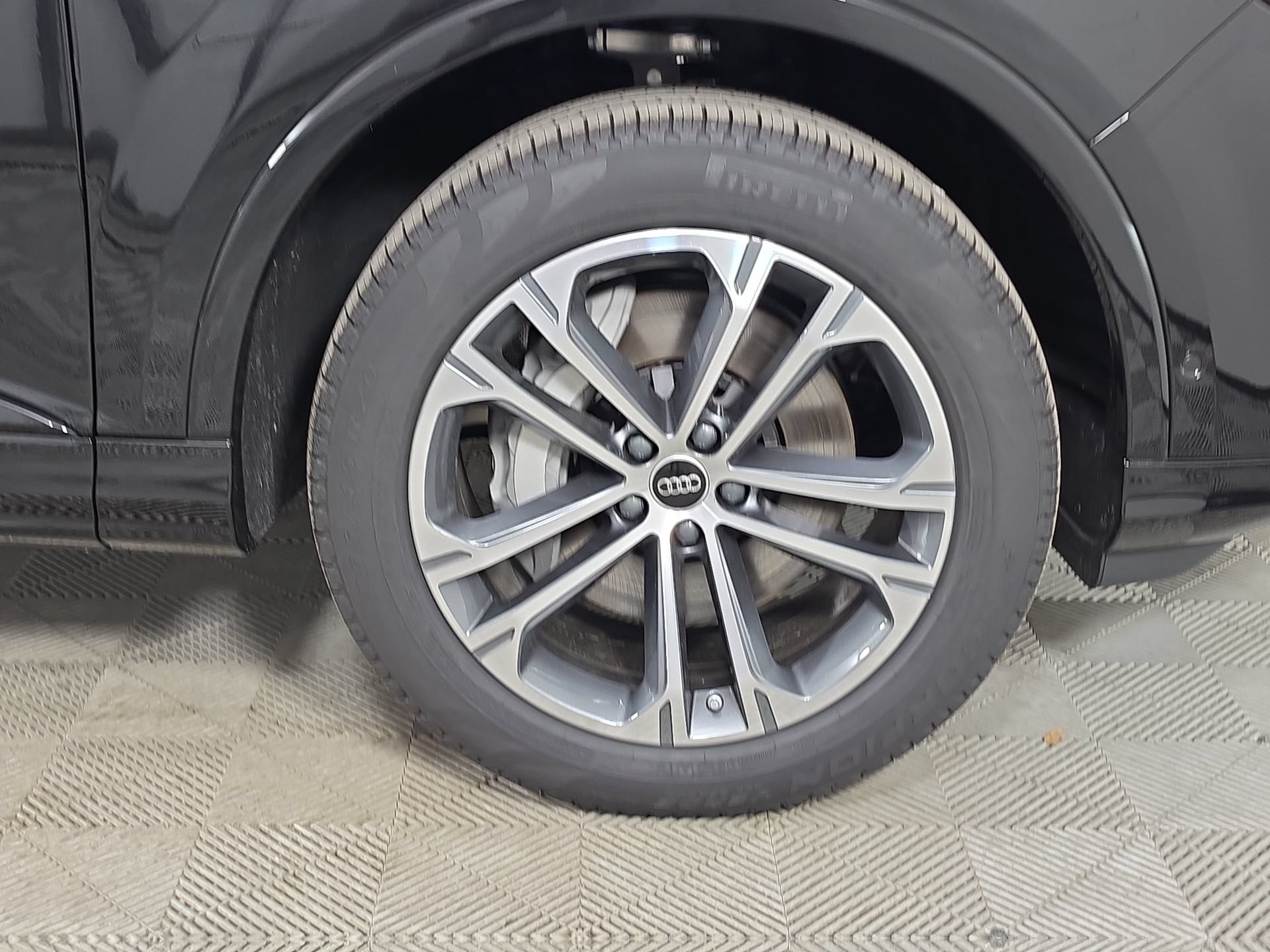 New 2026 Audi Q7 2.0T Premium AWD/4WD image 10