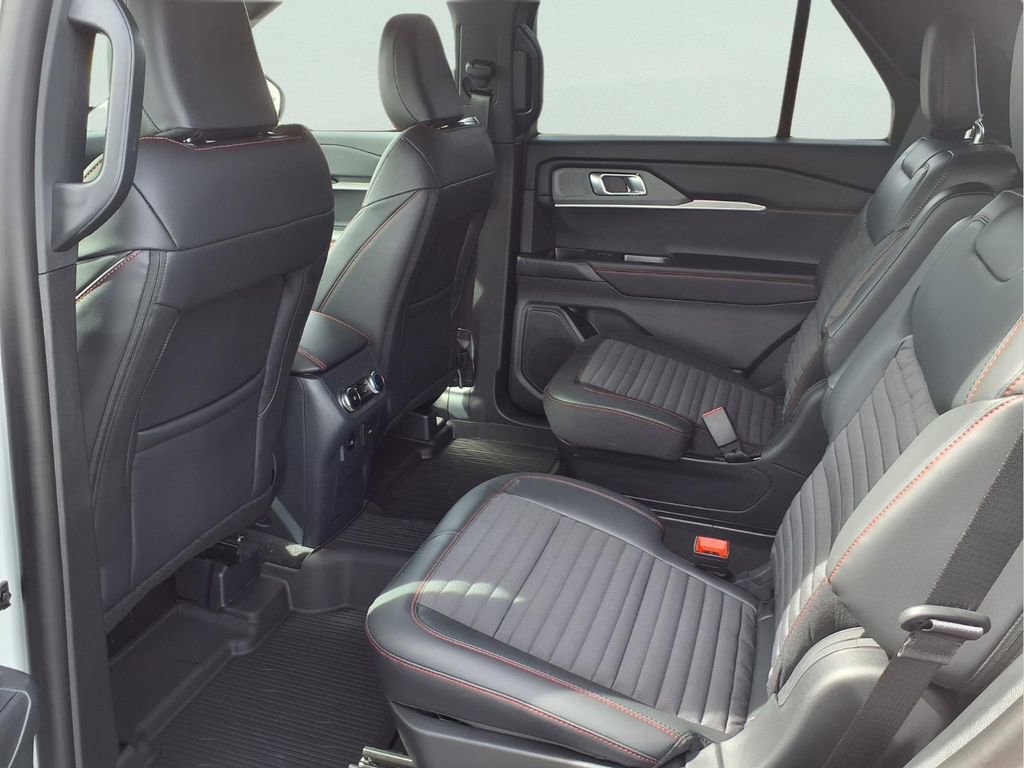 New 2026 Ford Explorer ST-Line image 20