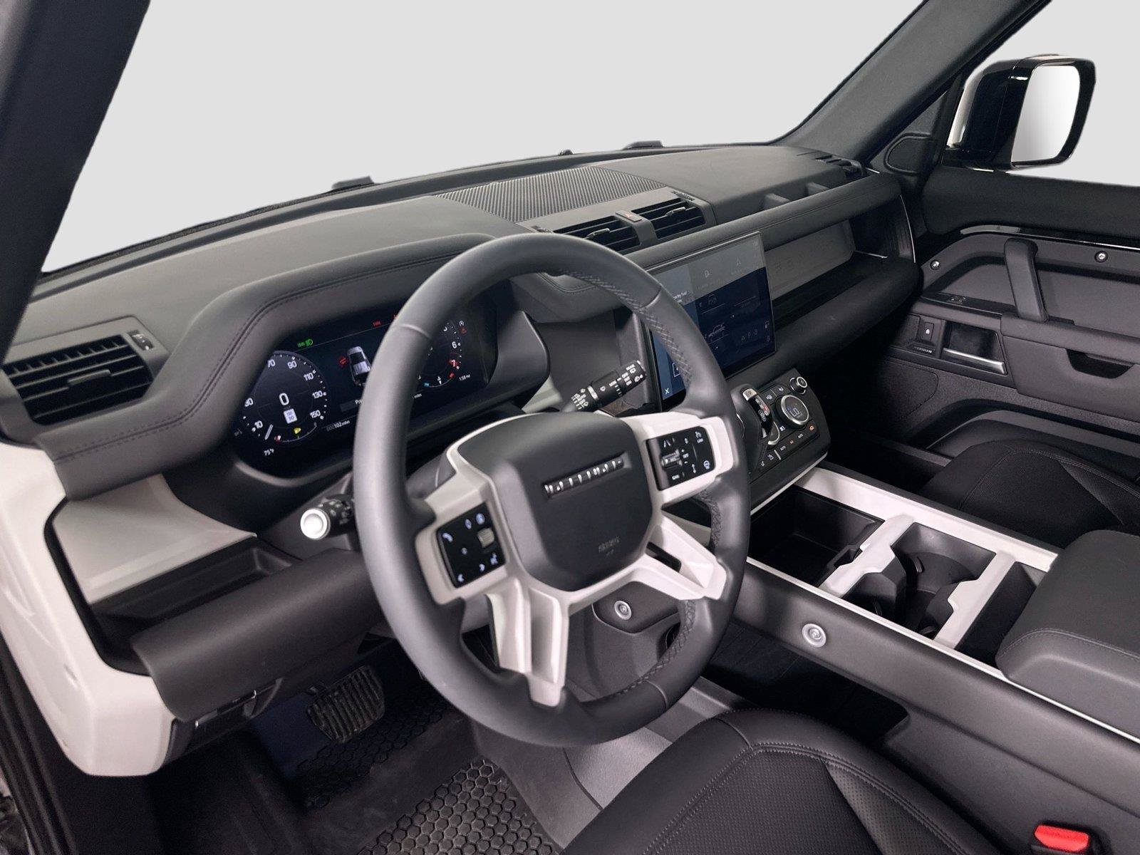 Certified 2025 Land Rover Defender 110 S AWD/4WD image 9
