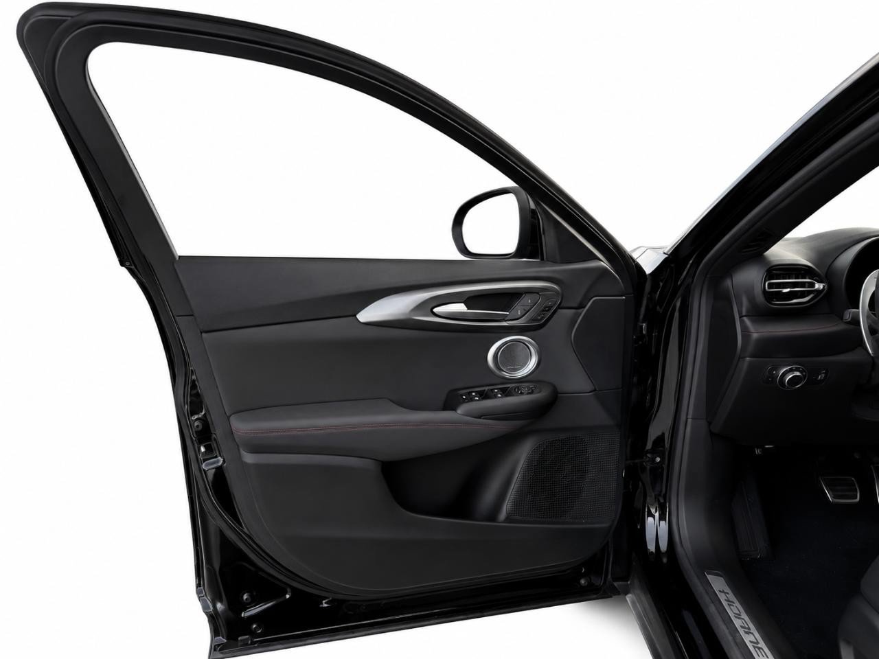 Used 2024 Dodge Hornet R/T Plus AWD/4WD image 5