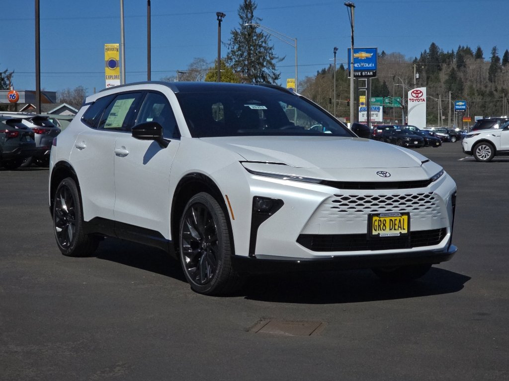 New 2026 Toyota Crown Signia image 2