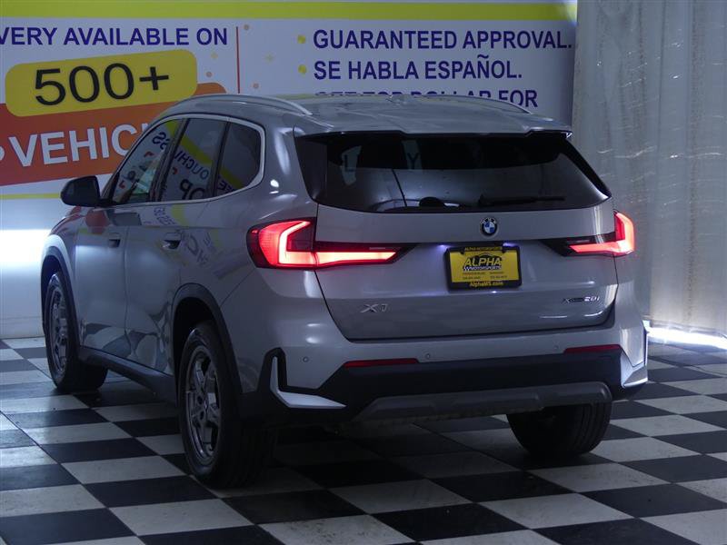 Used 2023 BMW X1 xDrive28i w/ Convenience Package AWD/4WD image 2