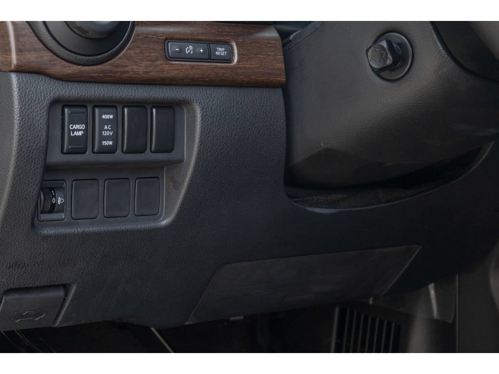 Used 2023 Nissan Titan Platinum Reserve w/ Moonroof Package AWD/4WD image 20