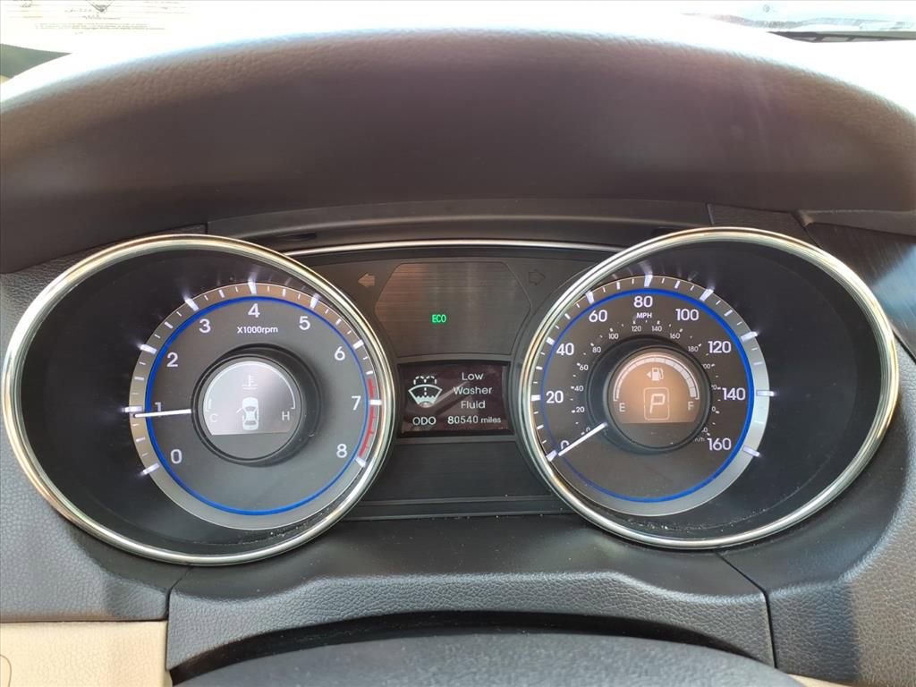 Used 2012 Hyundai Sonata Limited FWD image 18