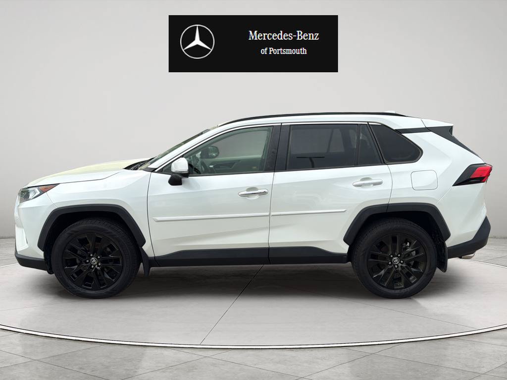 Used 2020 Toyota RAV4 Limited AWD/4WD image 2