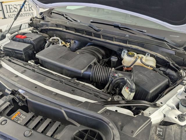 Used 2023 Chevrolet Suburban Premier image 38