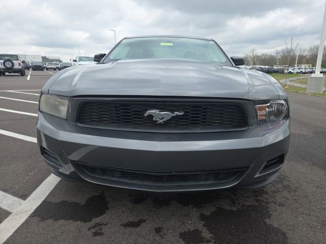 Used 2010 Ford Mustang Premium image 3