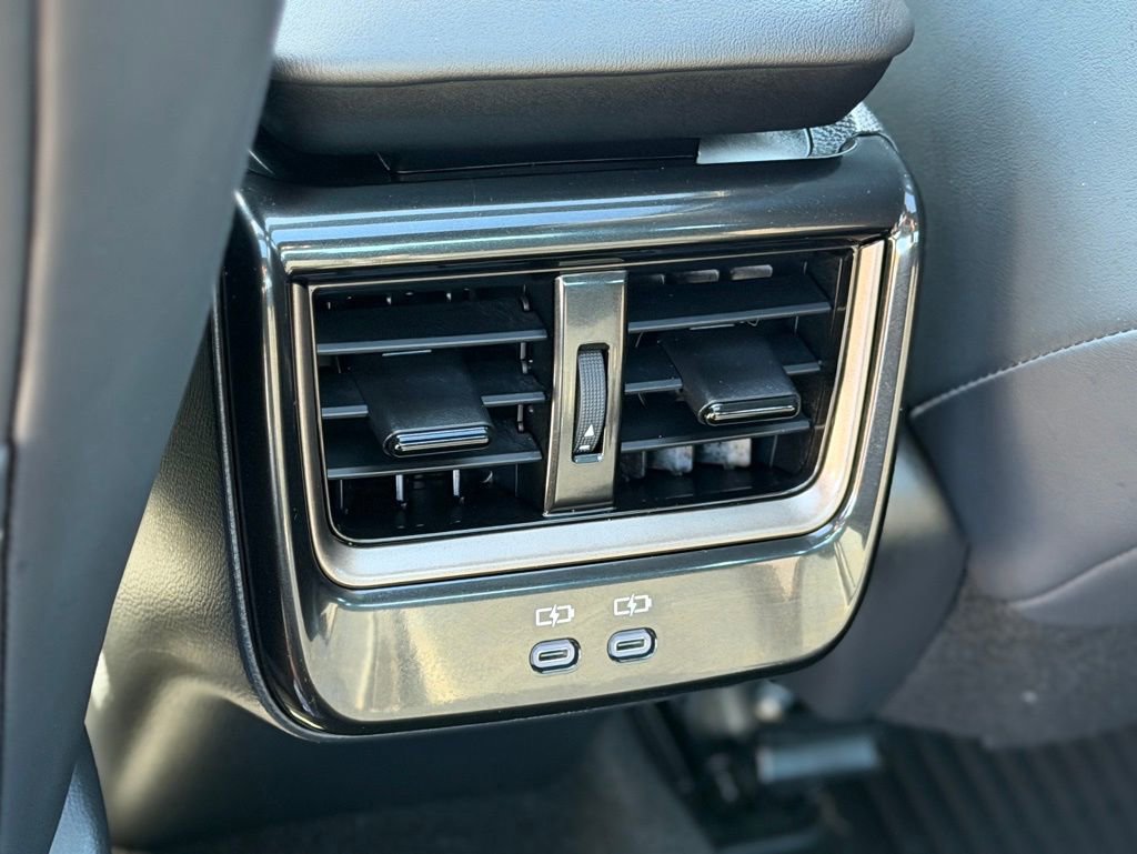 Used 2025 Toyota Crown Nightshade AWD/4WD image 8