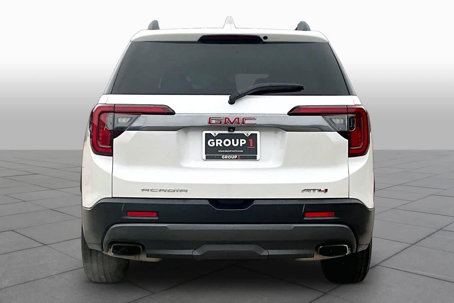 Used 2023 GMC Acadia AT4 w/ Preferred Package AWD/4WD image 5