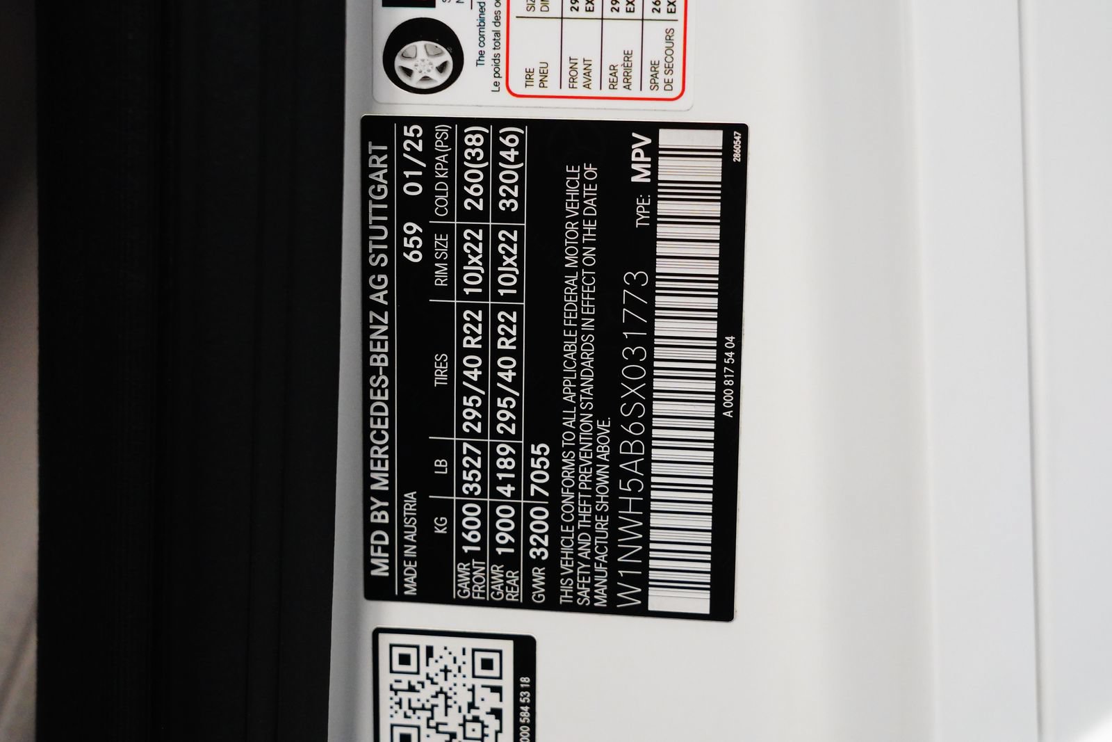 Certified 2025 Mercedes-Benz G 63 AMG 4MATIC image 34