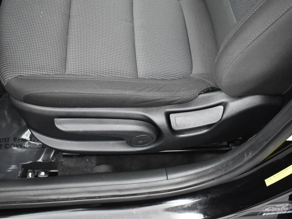 Used 2022 Hyundai Accent SE image 11