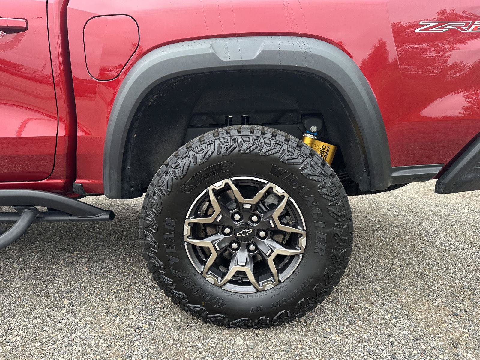 Certified 2026 Chevrolet Colorado ZR2 w/ Technology Package AWD/4WD image 11