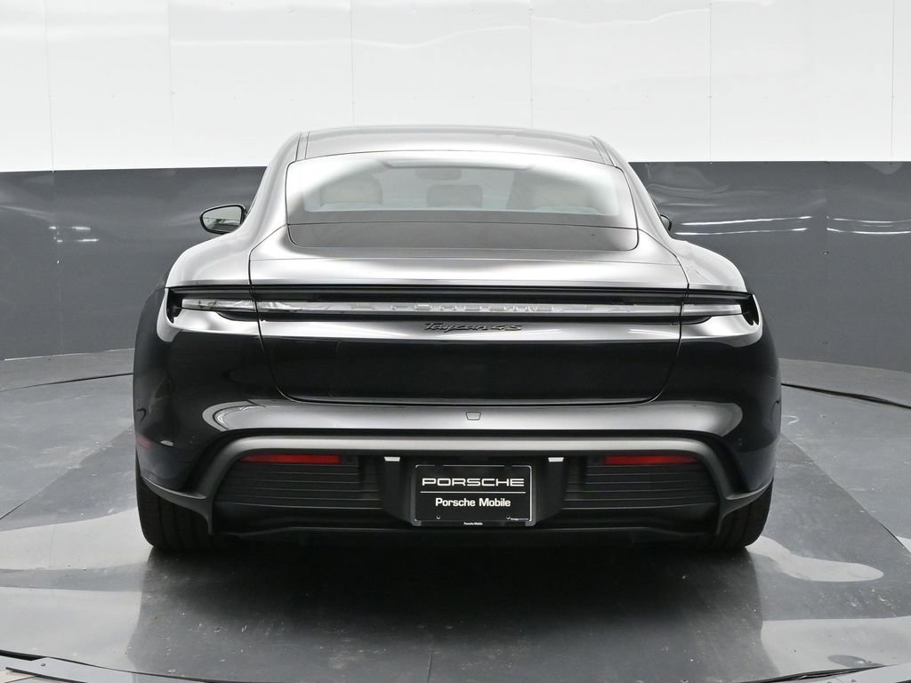 New 2025 Porsche Taycan 4S image 3