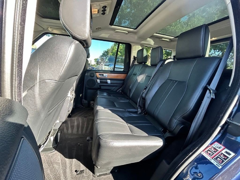 Used 2013 Land Rover LR4 HSE AWD/4WD image 16