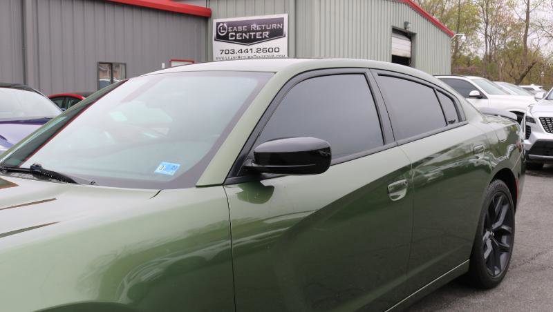 Used 2021 Dodge Charger SXT w/ Blacktop Package image 4