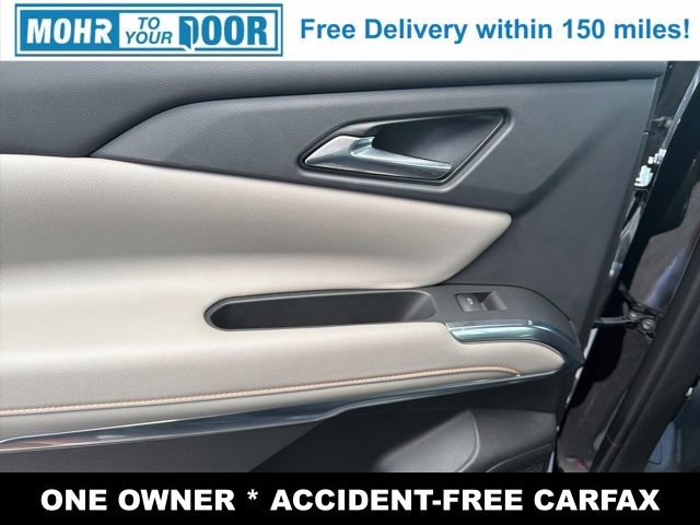 Used 2025 Chevrolet Traverse LT image 33